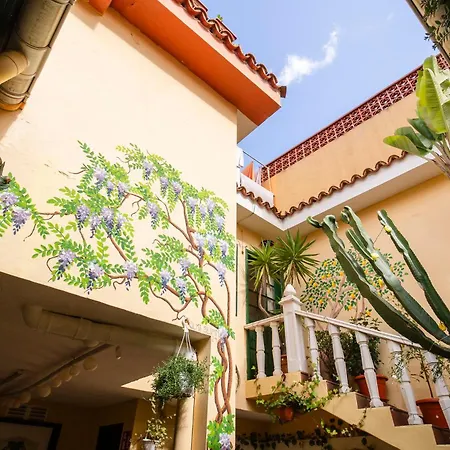 Tenerife Hostel *