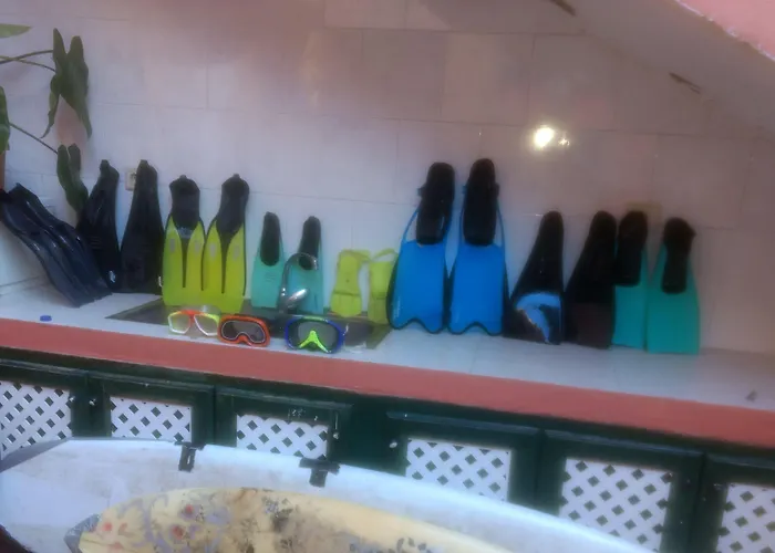 Tenerife بيت شباب *