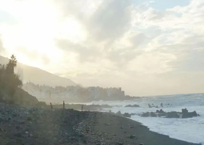 Tenerife بيت شباب لا أوروتافا