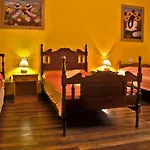 بيت شباب Tenerife
